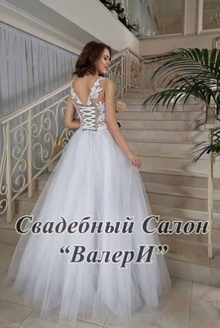 свадебное платье с кружевом