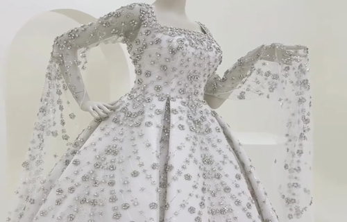 Как сохранить свадебное платье большого размера