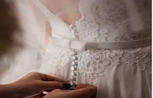 Как правильно ухаживать за свадебным платьем