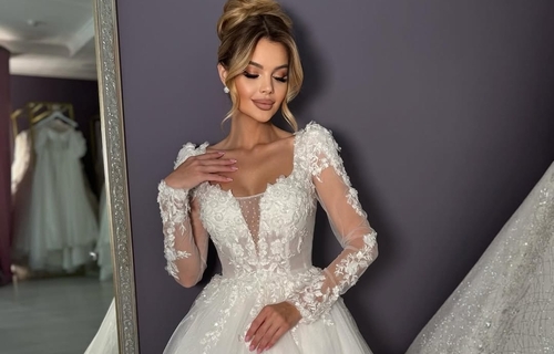 Почему так популярны свадебные платья с V – образным вырезом